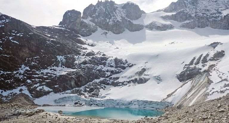 Suspensión de visitas al nevado de Charquini