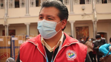 Vacunación contra el Covid-19 en instituciones de salud