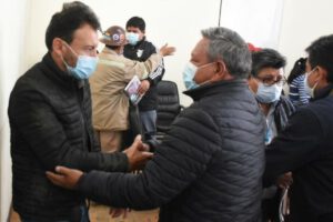 Coboce y transportistas levantan medidas de presión