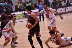 Pichincha asesta el primer golpe a Nacional Potosí en la ronda final de la Libobásquet