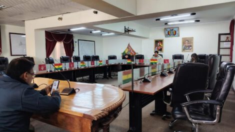 sala de sesiones brigada parlamentaria