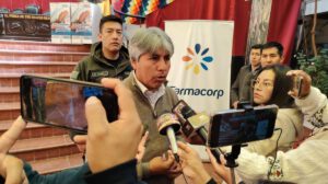 El gobernador de Oruro, Edgar Sánchez
