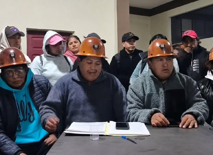 Trabajadores desocupados de Huanuni