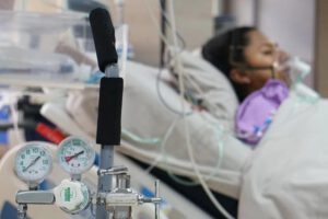 La Secretaría de Salud limita las cirugías en La Paz a casos de emergencia