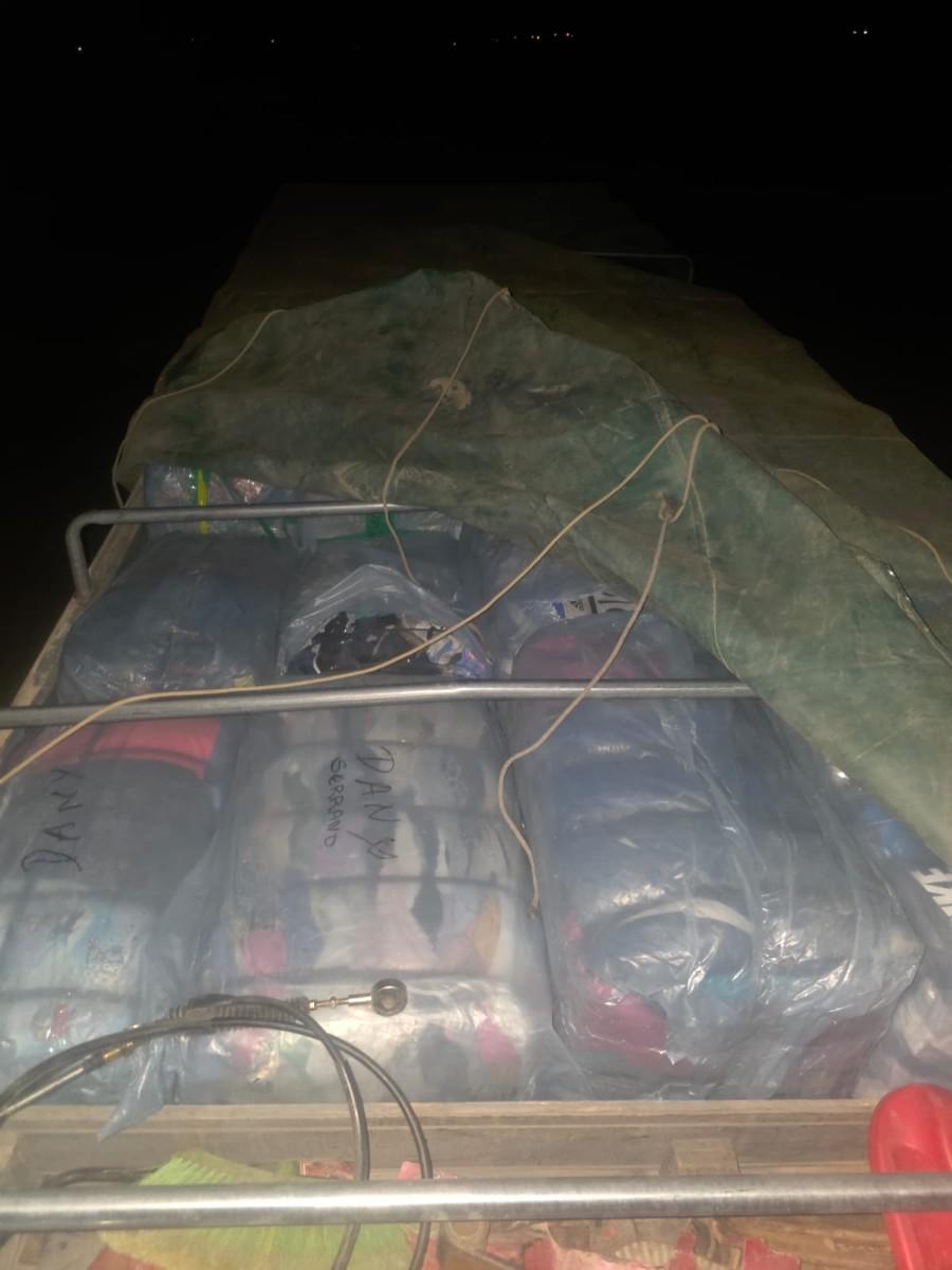 Los contrabandistas intentaron recuperar la mercadería