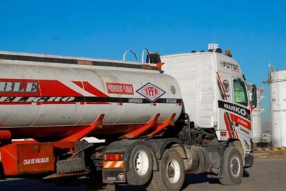 camion de YPFB