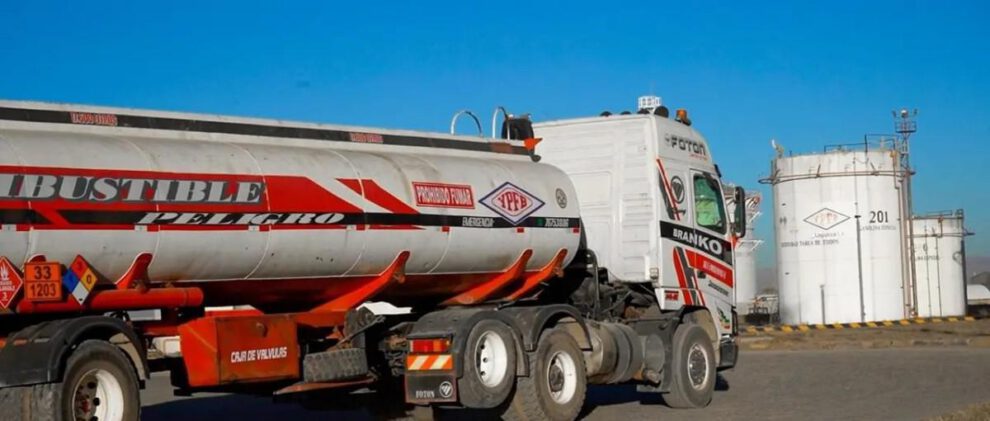camion de YPFB