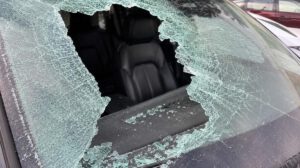 Tras su captura, se observaron imágenes donde este envió a su cómplice la ubicación del lugar antes del robo.