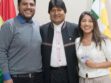 Evo Morales junto a sus dos hijos, Álvaro y Evaliz Morales