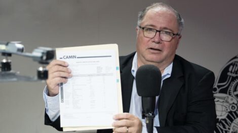 Carlos Alfredo Cuellar Pinto, gerente de Producción, Derivados e Industrialización de Yacimientos Petrolíferos Fiscales Bolivianos (YPFB)