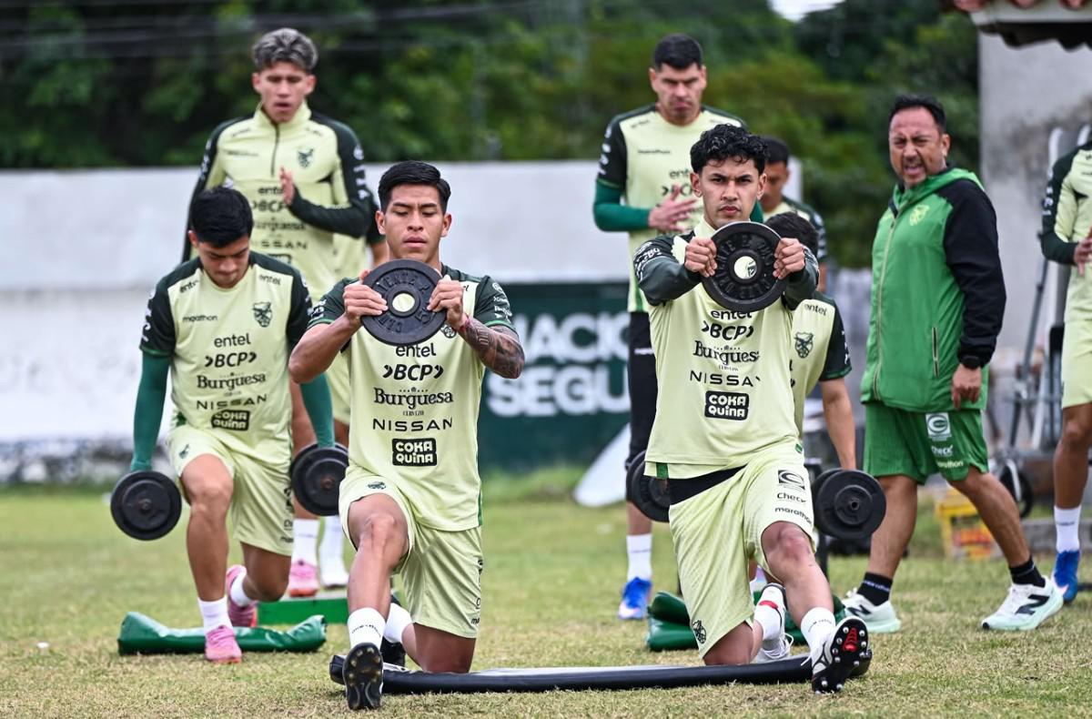 Mundial 2026, Selección boliviana amistosos frente a Escocia y Argelia, Óscar Villegas seleccionador de la Verde