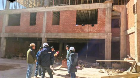 construcción del Liceo Oruro