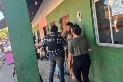 Momento de la aprehensión del implicado en San Ignacio de Moxos, Beni