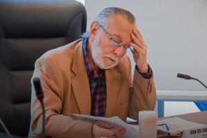El presidente de la Comisión, el diputado Juan del Granado