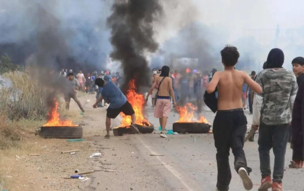 Se registraron enfrentamientos entre bloqueadores y la policía en San Julián