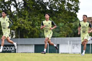 Selección boliviana, Partidos amistosos en Estados Unidos, Bolivia el miércoles jugará contra Argelia