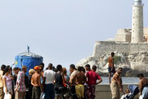 Temblor sorprende a los habitantes de Cuba.