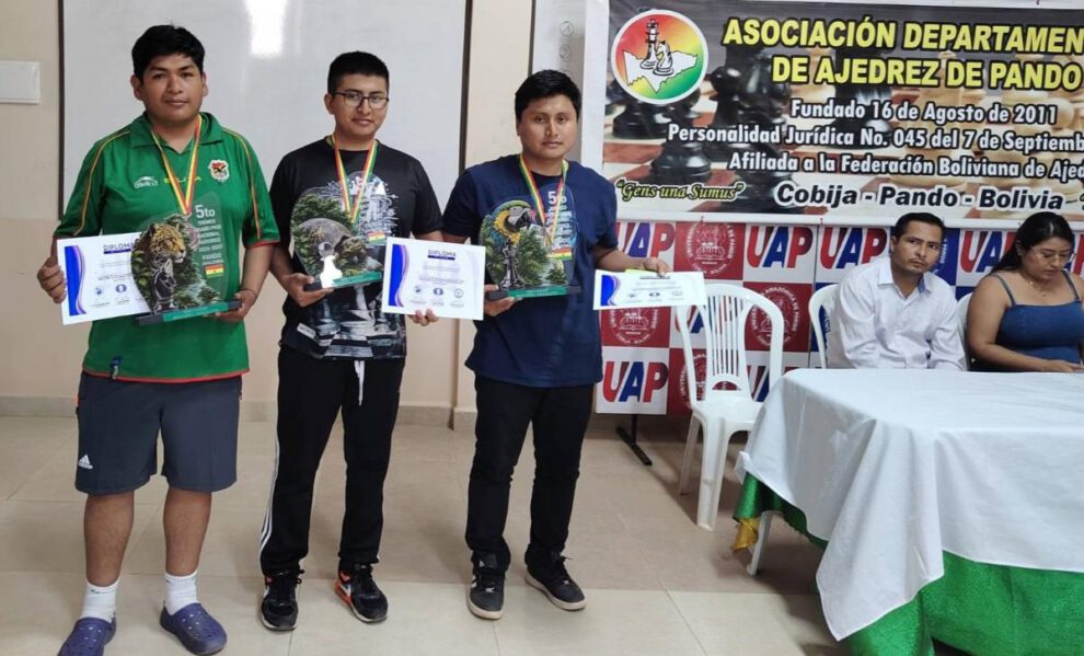 Quinto Grand Prix de Ajedrez, Torneo nacional realizado en Cobija, Ronaldo Abarca y Gloría Yépez ganadores