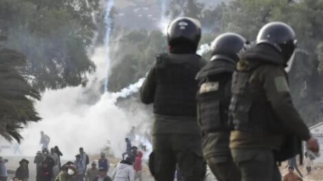 intervención policial y militar.