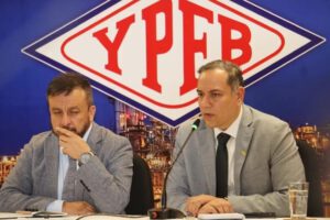 El exministro de Hidrocarburos, Mauricio Medinaceli, y el expresidente de Yacimientos Petrolíferos Fiscales Bolivianos (YPFB), Yussef Akly