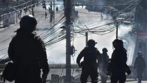 Policías