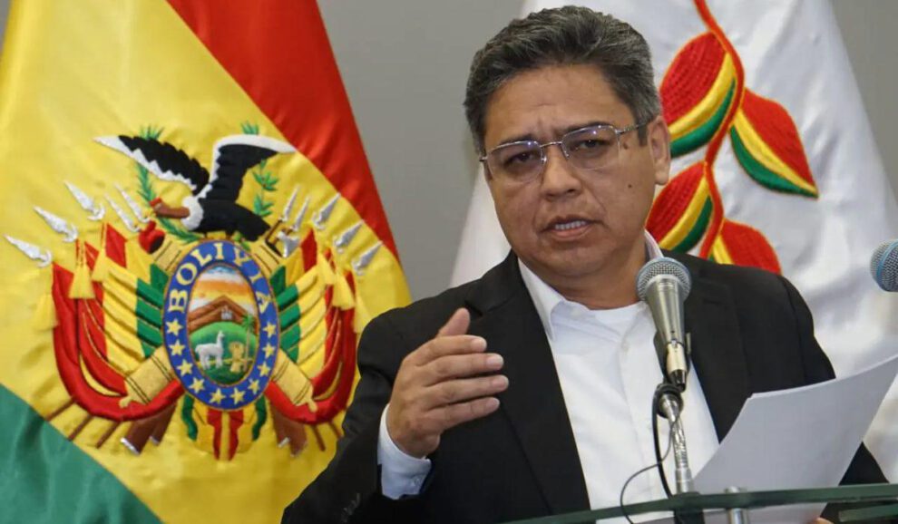El vocero presidencial en conferencia de prensa