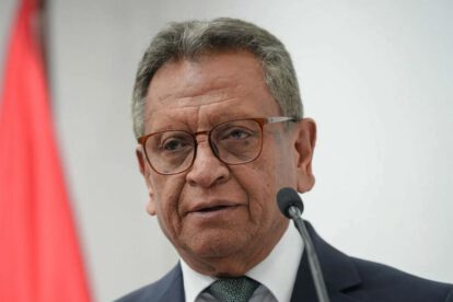 El ministro de Gobierno en conferencia de prensa