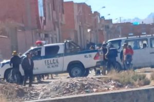 La patrulla fue incendiada por movilizados