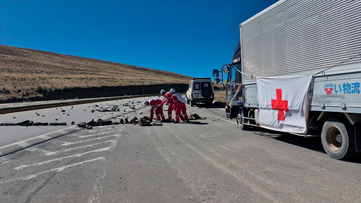 fotografía de jóvenes voluntarios de la Cruz Roja
