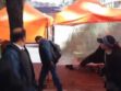 Al dirigente de la COB le lanzaron tomates y fue agredido por la gente