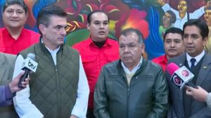 El presidente Paz y la dirigencia de la COD Santa Cruz en conferencia de prensa