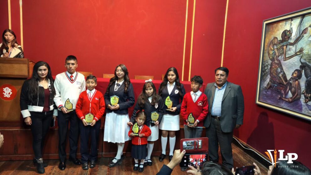 Ganadores Concurso de poesía