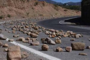 Bolivia sufre 49 bloqueos en cinco departamentos. La Paz es la más afectada