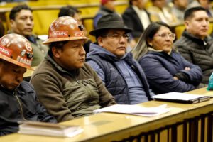 El dirigente Mario Argollo durante el diálogo