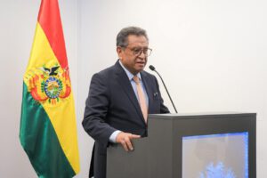 Fotografías de ministro de Gobierno