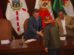 el jefe de Estado Rodrigo Paz saludando a el ejecutivo de la COB, Mario Argollo el pasado miércoles