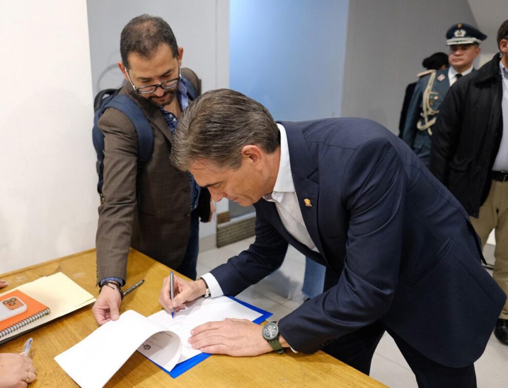 Rodrigo Paz firma el Decreto Supremo 5636 para el estado de excepción en Bolivia