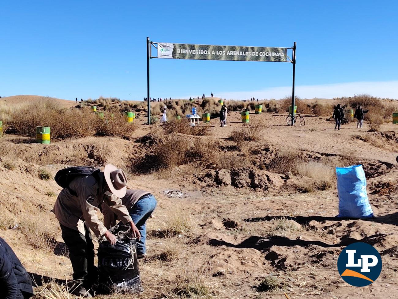 limpieza en arenales de Cochiraya