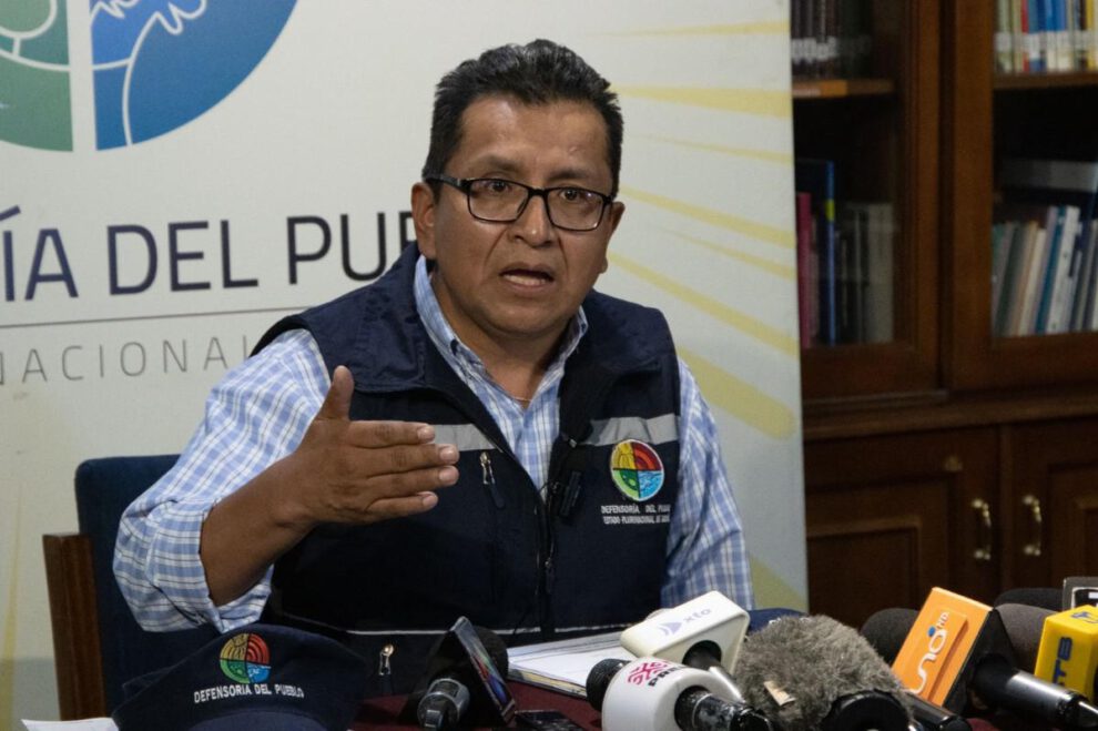 El Defensor del Pueblo, Pedro Callisaya