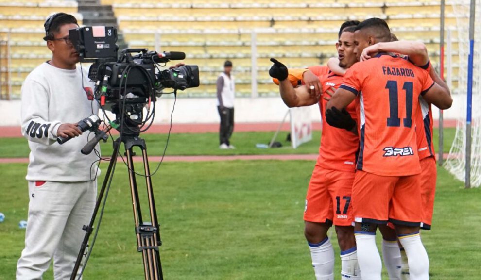 División Profesional, Reanudación del torneo, Estado de Excepción no restringe al fútbol