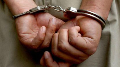 Una persona detenida