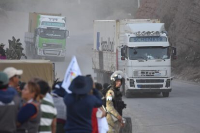 El operativo policial y militar de desbloqueo ruta en Bolivia, tras la declaración de Estado de excepción