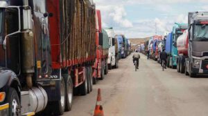 transporte pesado varado