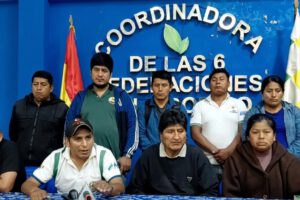 Los cocaleros del trópico sostuvieron una reunión en Lauca Ñ