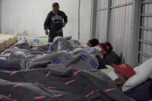 Personas en situación de calle durmiendo