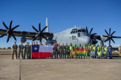 La FACH indicó que la tripulación del C-130 Hércules mantuvo un puente aéreo que permitió movilizar más de 70 toneladas de alimentos