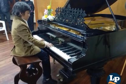 Manitos en el Piano