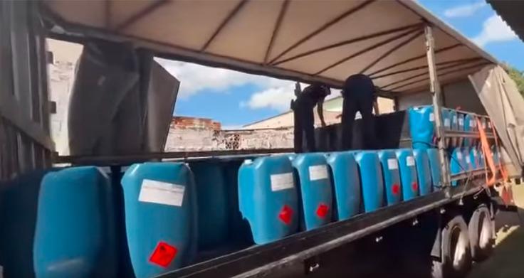 Brasil decomisa 11 toneladas de insumos químicos rumbo al narcotráfico en la frontera con Bolivia