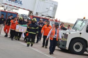 Bomberos y grupos de rescate