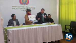 Imagen de la firma del acuerdo